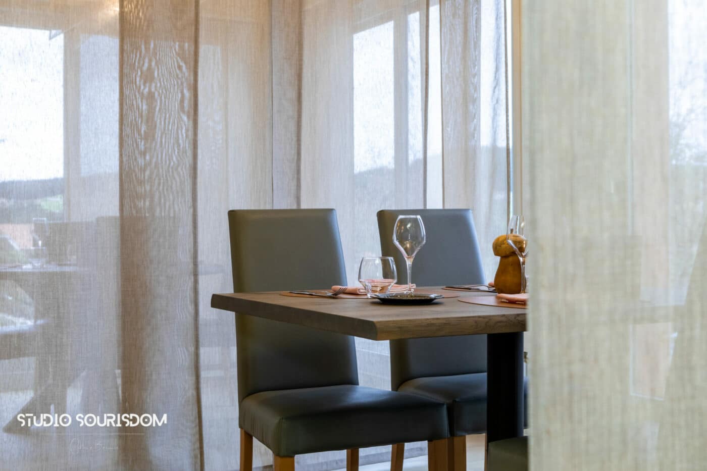 Photographie d'illustration d'une salle de restaurant